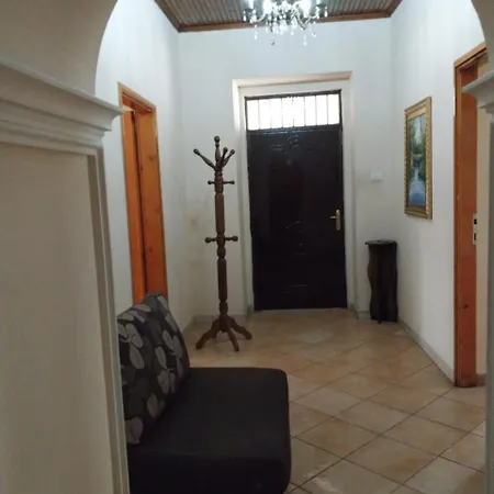 Дом отдыха Private House Влёра